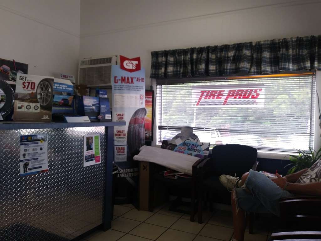 Big Eds Tire Pros | 24201 Point Lookout Rd, Leonardtown, MD 20650, USA | Phone: (301) 475-2929