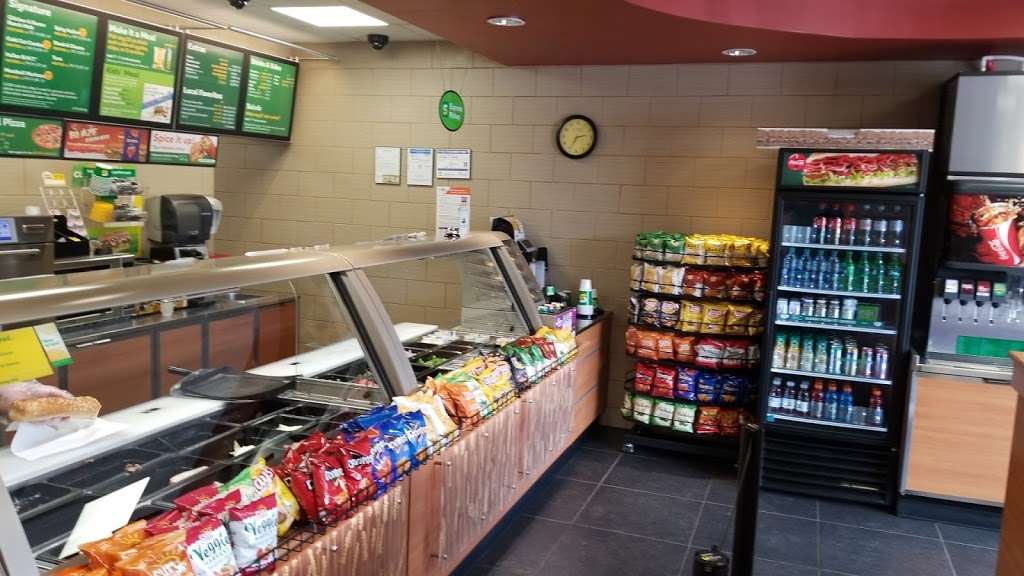 Subway Restaurants | 4722 NE Vivion Rd, Kansas City, MO 64119 | Phone: (816) 859-5375