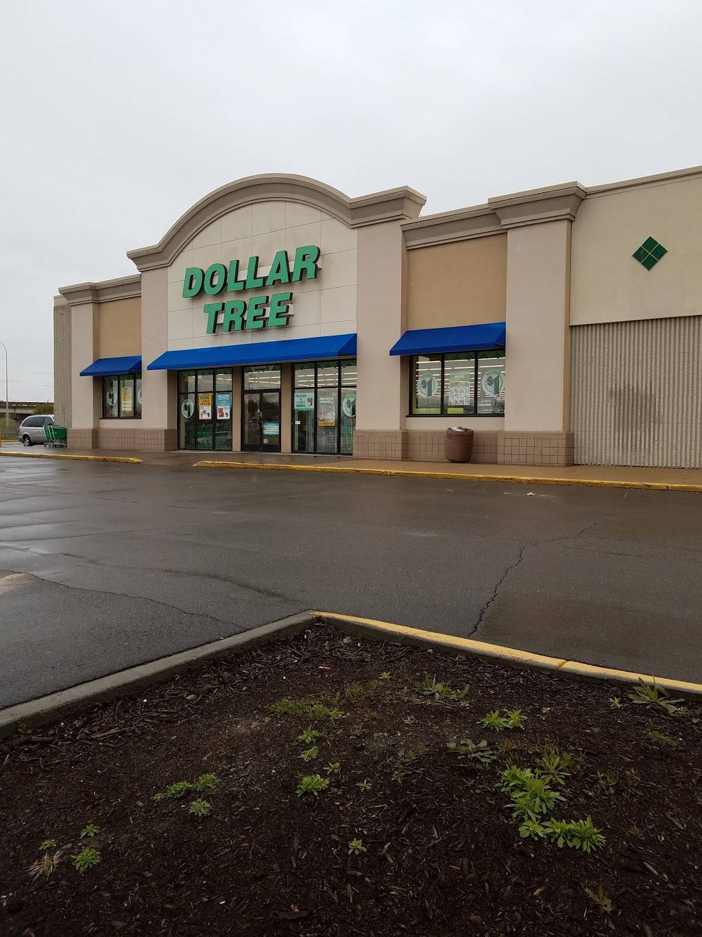 Dollar Tree | 5930 Earle Brown Dr Ste 100, Brooklyn Center, MN 55430, USA | Phone: (763) 656-1030