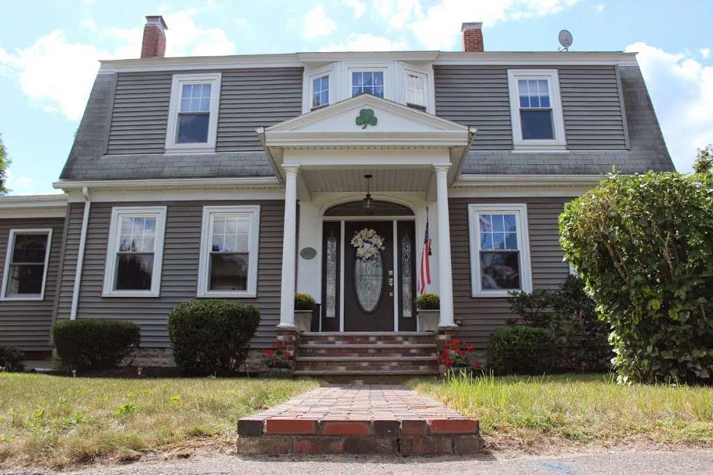 Marion Chase - Remax Welcome Home | 447 Broadway, Taunton, MA 02780, USA | Phone: (508) 823-2700