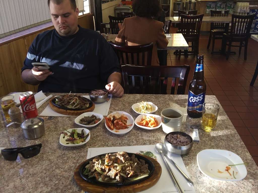 Si Gol Korean Restaurant | 16430 Norwalk Blvd, Cerritos, CA 90703, USA | Phone: (562) 926-5164