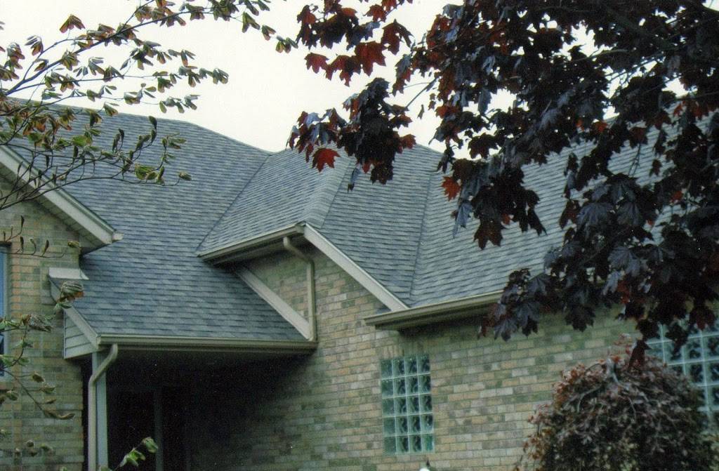 Classic Roofing & Windows | 2327 California Ave, Windsor, ON N9E 4P2, Canada | Phone: (519) 977-0406