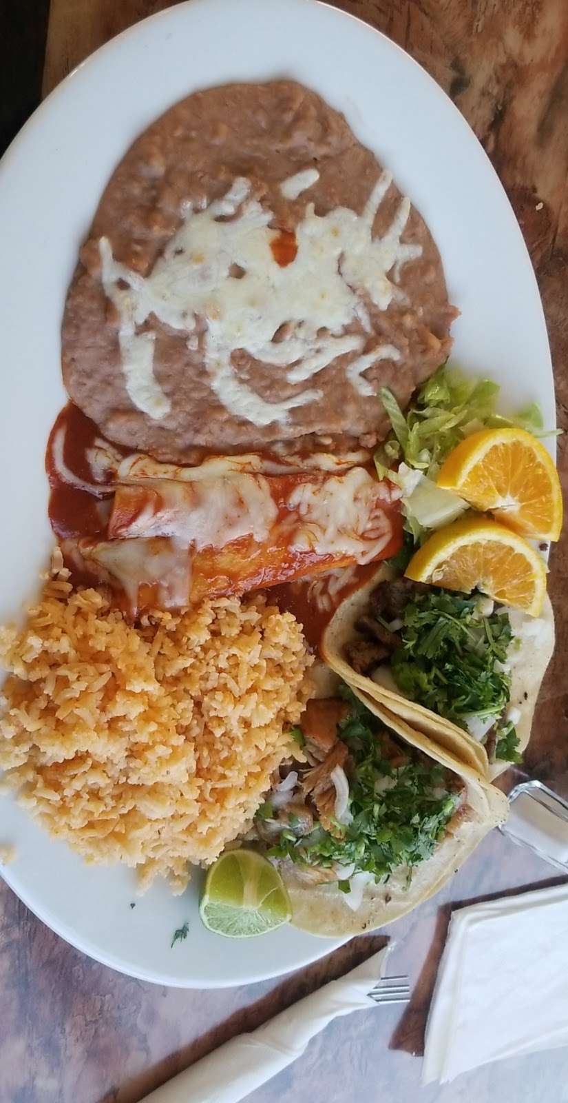 Adelitas Restaurant | 2970 Lenwood Rd, Barstow, CA 92311, USA | Phone: (760) 253-2411