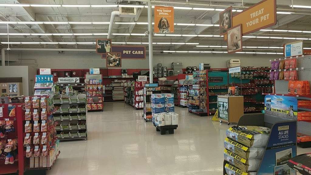 Petco Animal Supplies | 5961 Warner Ave, Huntington Beach, CA 92649, USA | Phone: (714) 846-7331