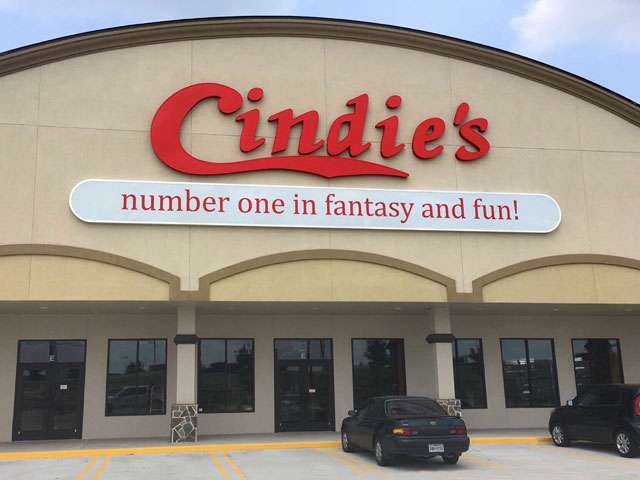 Cindies - Clear Lake | 18201 Gulf Fwy, Webster, TX 77598, USA | Phone: (281) 204-9332