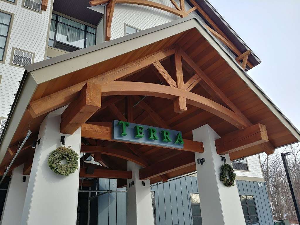 Terra Restaurant | 15 Milestone Rd, Danbury, CT 06810, USA | Phone: (203) 730-9595