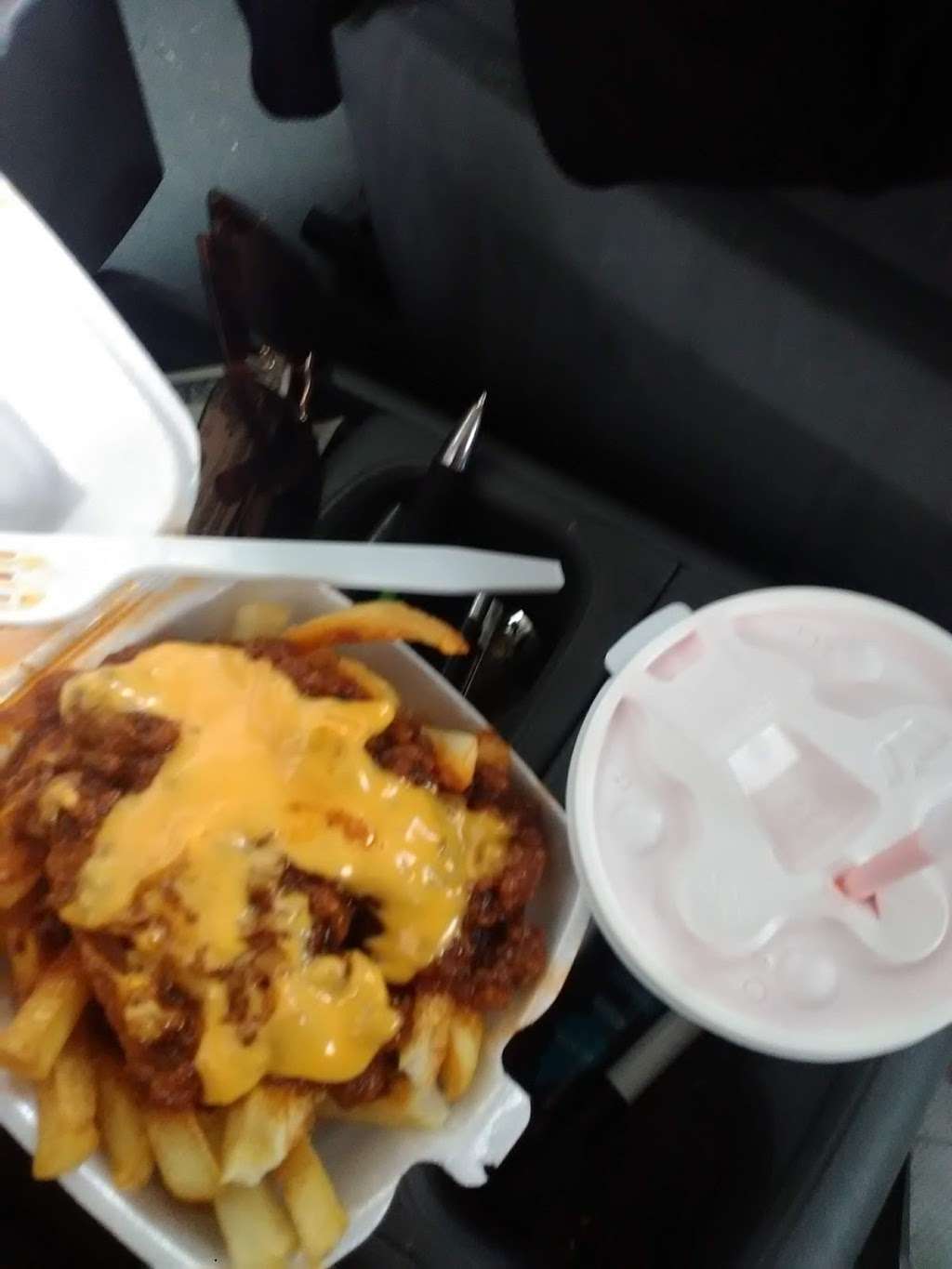 Mels Drive In Restaurant | 6029, 3045 Mars Hill St, Indianapolis, IN 46241, USA | Phone: (317) 244-0624