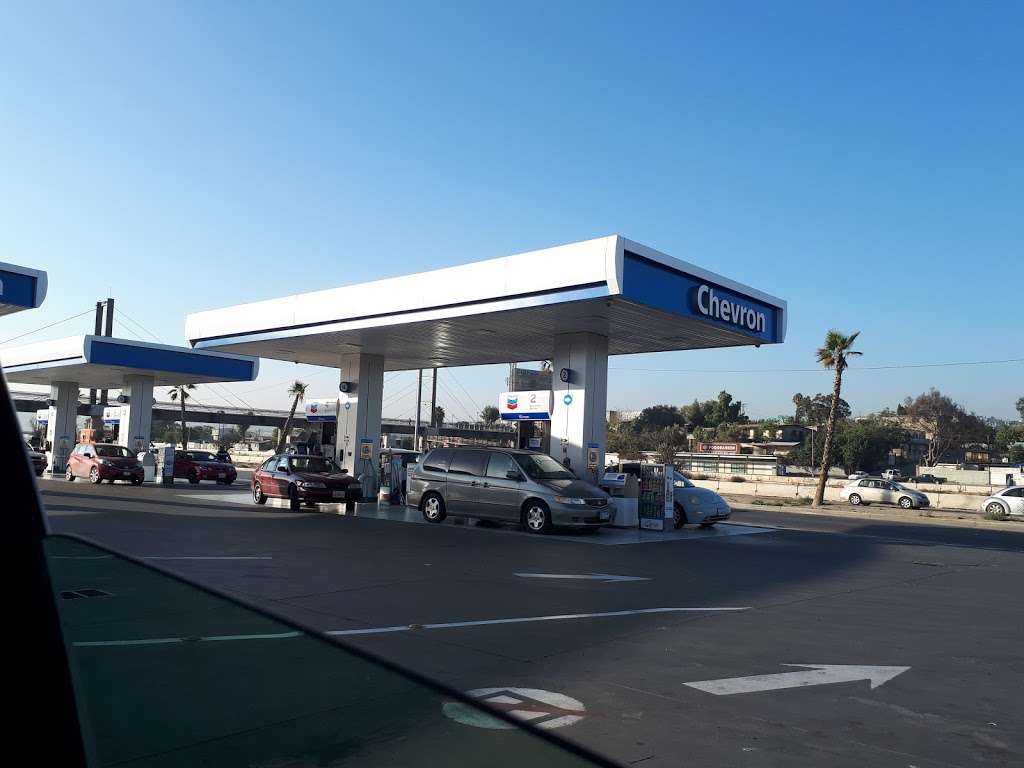 CHEVRON | Vía Rápida Ote. 6700, Río Tijuana 3a. Etapa, Rio Tijuana 3ra Etapa, 22226 Tijuana, B.C., Mexico | Phone: 664 633 3100