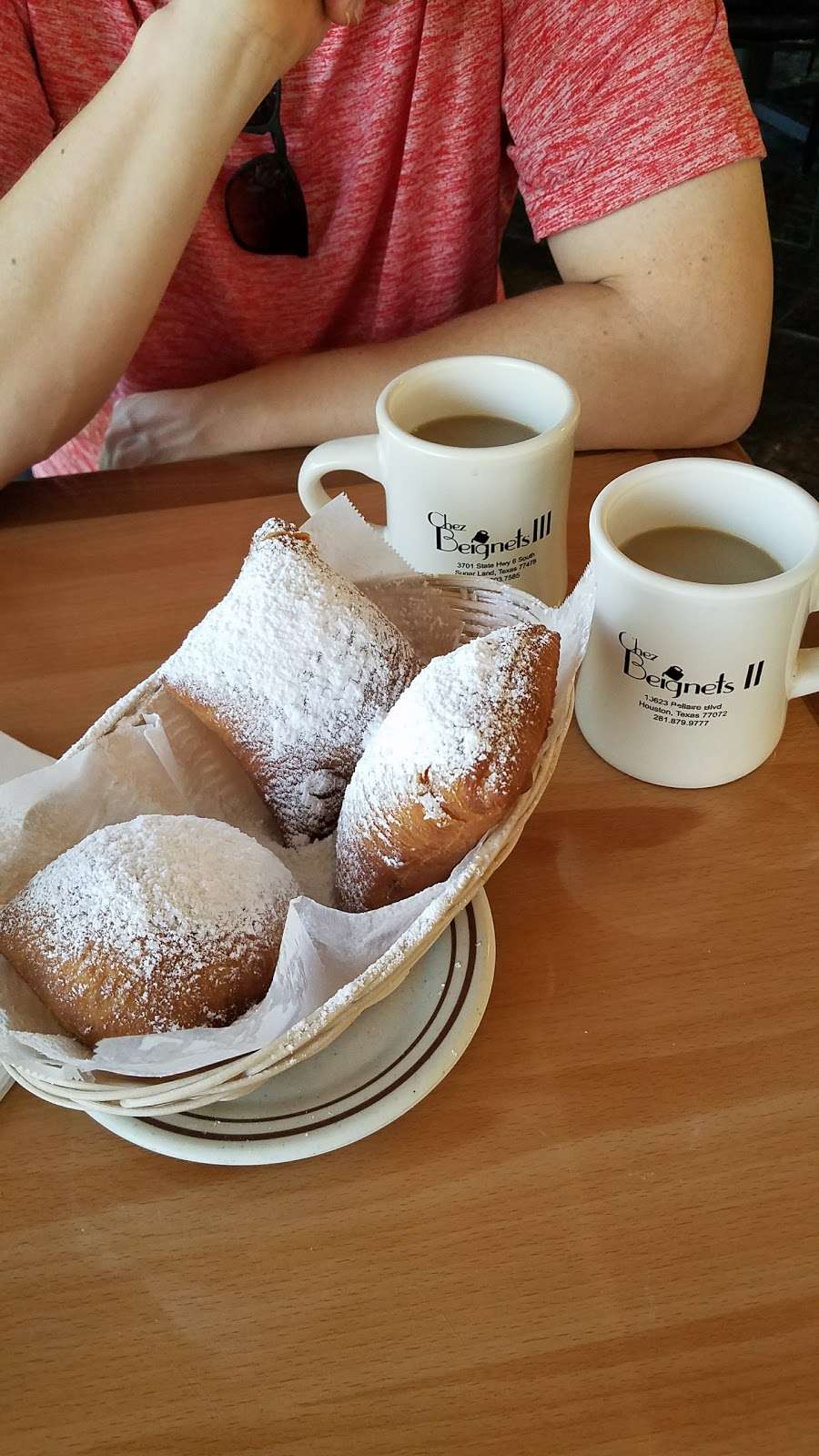 Chez Beignets III | 3701 Hwy 6, Sugar Land, TX 77478 | Phone: (281) 903-7585