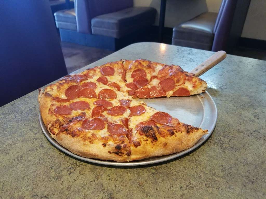 Napoli Pizzeria Vacaville | 2030 Nut Tree Rd, Vacaville, CA 95687, USA | Phone: (707) 446-8400