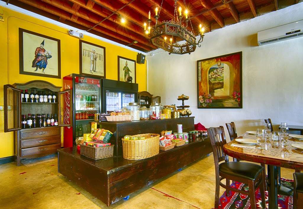 Agora Mediterranean Kitchen | 2505 N Dixie Hwy, West Palm Beach, FL 33407 | Phone: (561) 651-7474