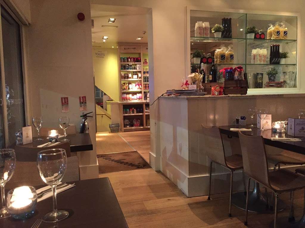 Carluccios | 3-5 Campden Hill Rd, Kensington, London W8 7DU, UK | Phone: 020 7938 2798