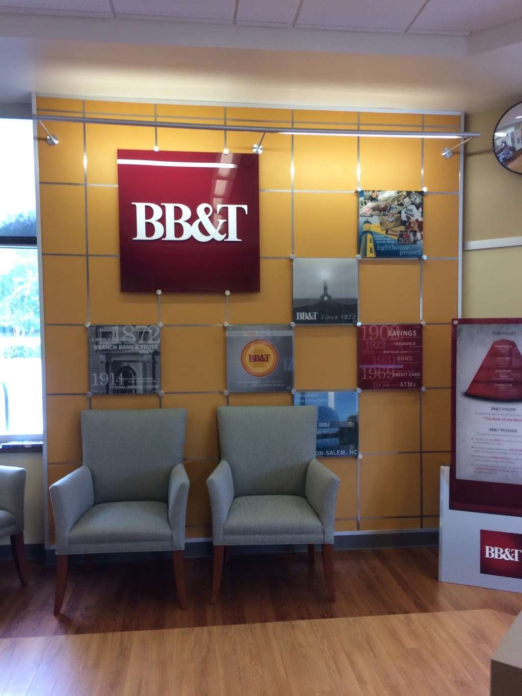 BB&T | 10745 Narcoossee Rd, Orlando, FL 32832, USA | Phone: (407) 541-4352