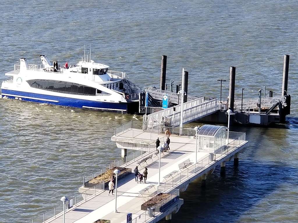 Greenpoint | Brooklyn, NY 11222, USA