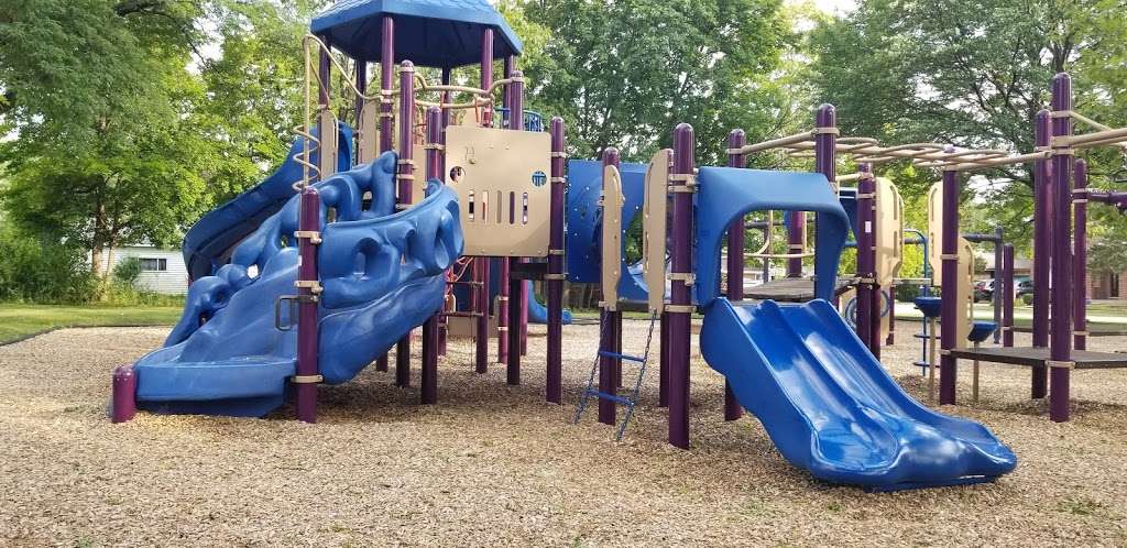 Shermer Park | 9500 Shermer Rd, Morton Grove, IL 60053, USA | Phone: (847) 965-1200