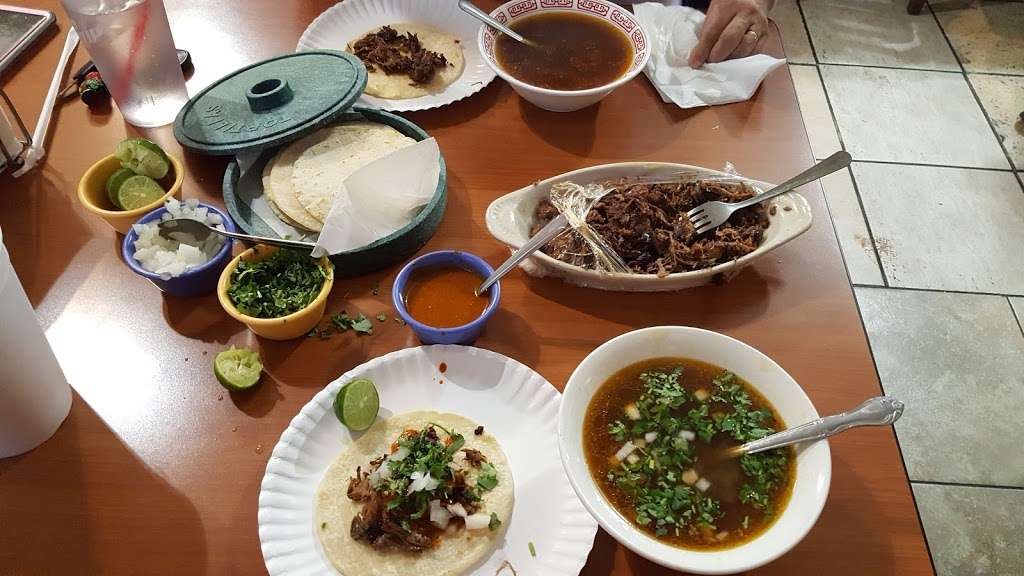 Hola Cabrito Birria De Chivo | 4835 S 16th St, Phoenix, AZ 85040, USA | Phone: (602) 513-8384