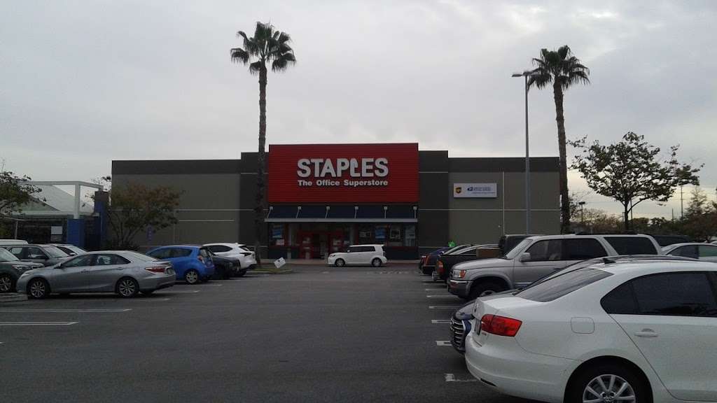 Staples | 2080 W Empire Ave, Burbank, CA 91504, USA | Phone: (818) 238-2928