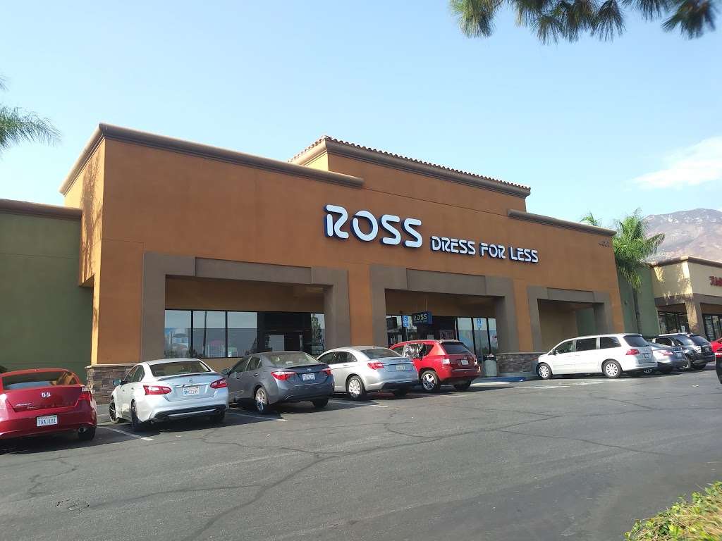 Ross Dress for Less | 4080 E Highland Ave, Highland, CA 92346, USA | Phone: (909) 425-0442