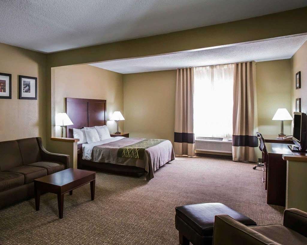 Comfort Inn | 70 Gore Rd W, Morris, IL 60450, USA | Phone: (815) 942-1433