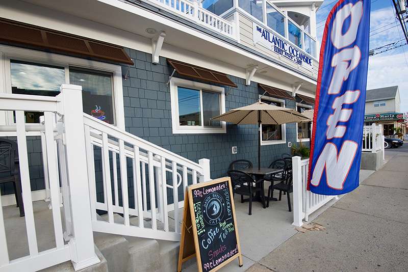 Dawn Patrol Cafe | 1700 Coastal Hwy, Dewey Beach, DE 19971 | Phone: (302) 227-8811