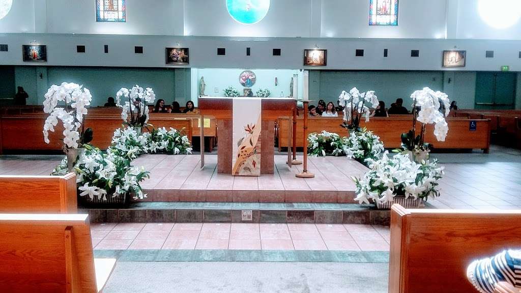 St Gertrude the Great Catholic Church | 7025 Garfield Ave, Bell Gardens, CA 90201, USA | Phone: (562) 927-4495