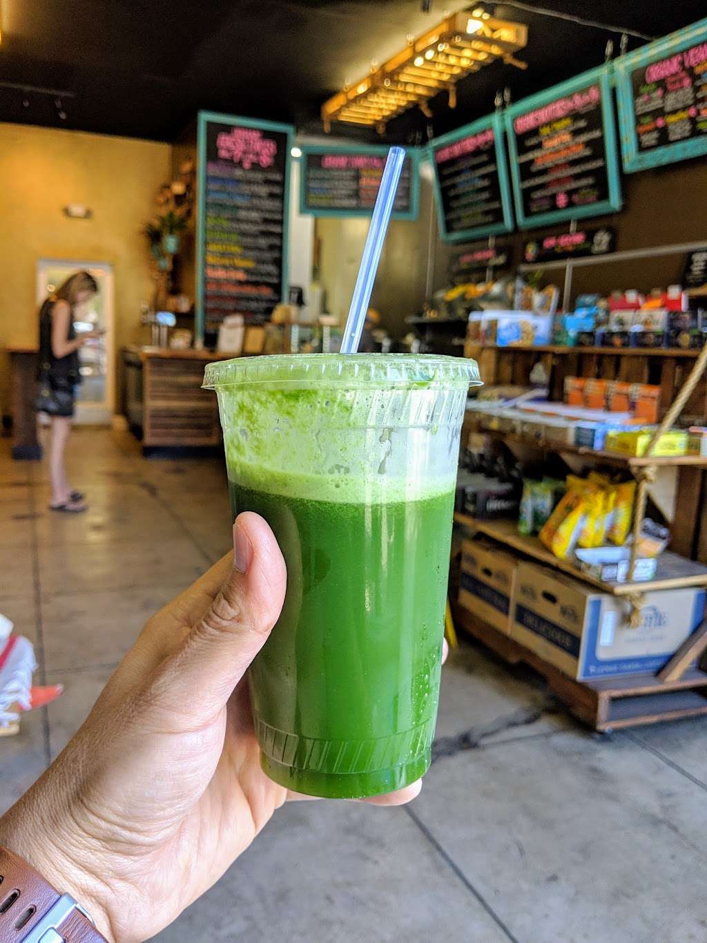 Glowing Juices / Vegan Market | 1557 Echo Park Ave, Los Angeles, CA 90026 | Phone: (213) 537-0680