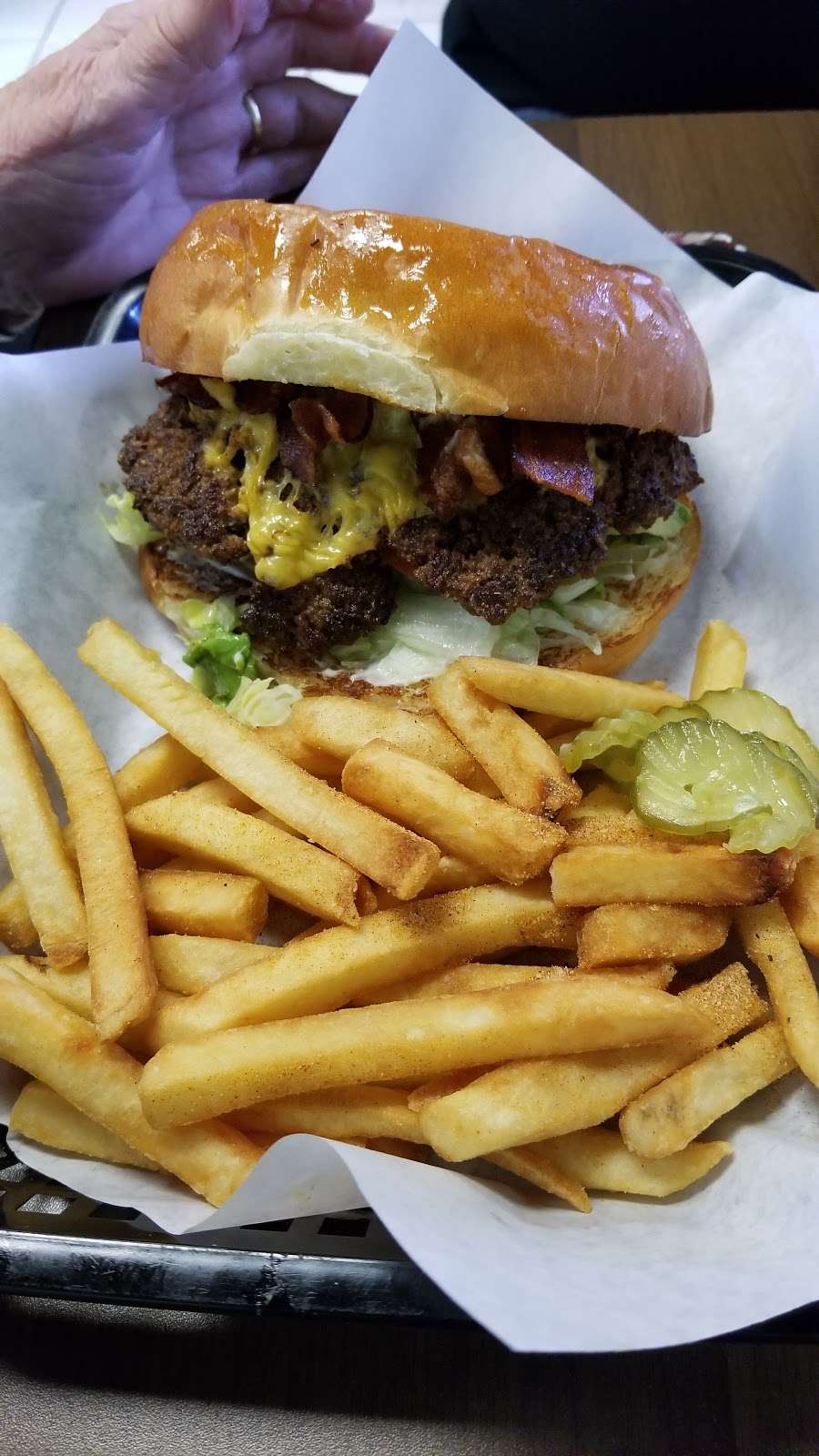 Joy Love Burgers | 22625 Tomball Pkwy #830, Tomball, TX 77375 | Phone: (832) 953-2522