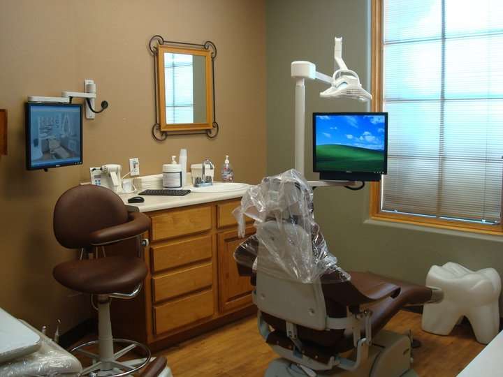 We Create Smiles AZ | 1300 N McClintock Dr Suite D11, Chandler, AZ 85226, USA | Phone: (480) 897-7717