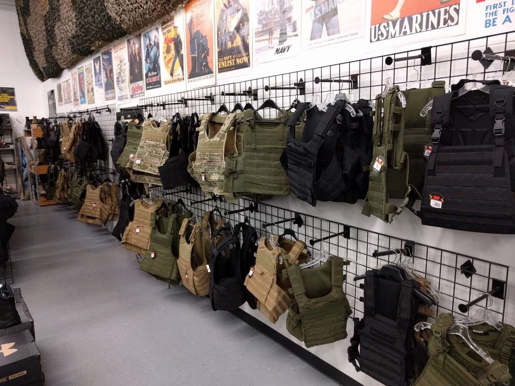 Top Brass Military & Tactical | 2500 North Fwy, Houston, TX 77009, USA | Phone: (713) 695-9517