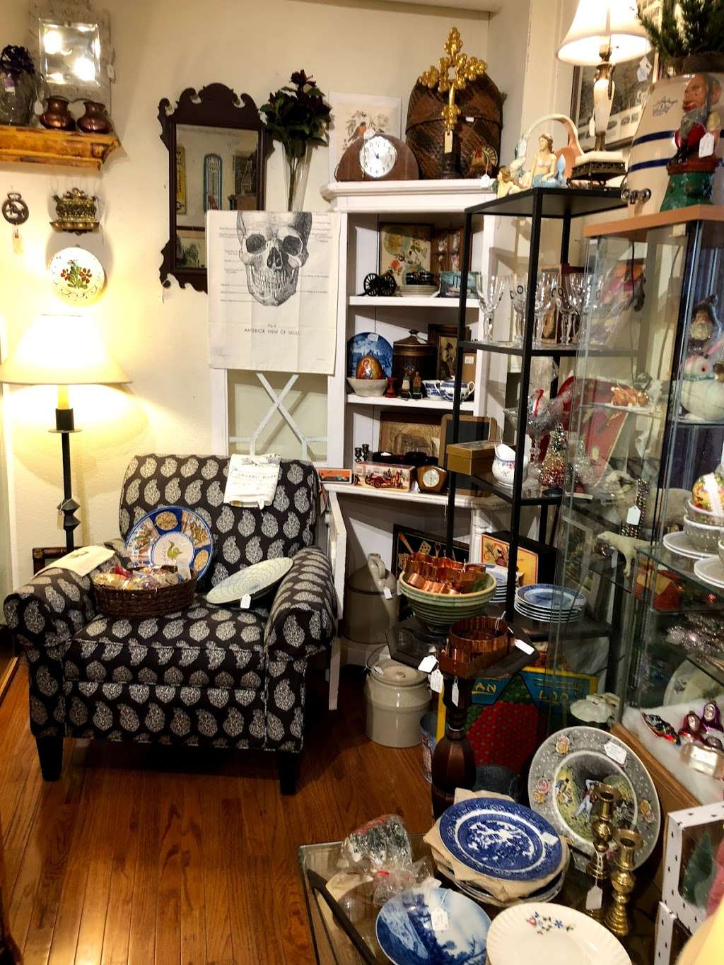 Time Machine Antiques | 229 Main Ave, Hawley, PA 18428, USA | Phone: (570) 481-1269