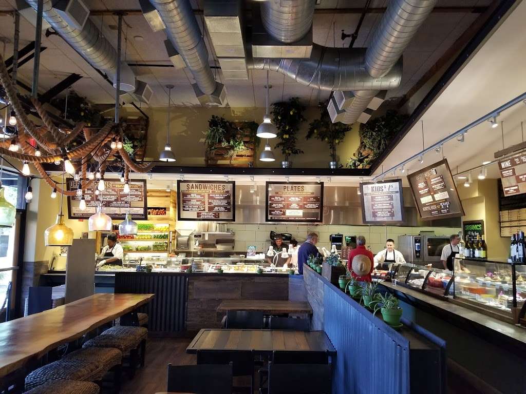 La Jolla Village Square | 8657 Villa La Jolla Dr, La Jolla, CA 92037, USA | Phone: (858) 455-7550