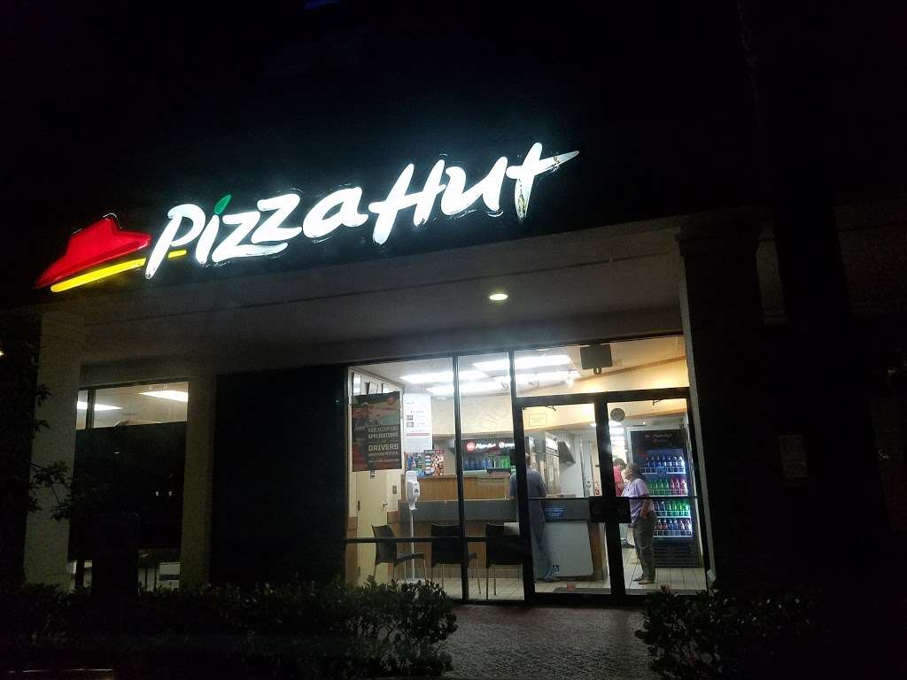 Pizza Hut | 901 FL-706, Jupiter, FL 33458, USA | Phone: (561) 575-7373