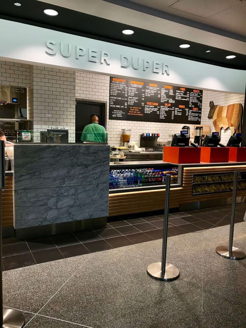 Super Duper Burgers | Terminal 3, 780 S Airport Blvd, San Francisco, CA 94128 | Phone: (650) 821-8211