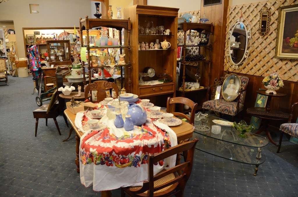 Vintage Treasures | 507 W Exchange St, Crete, IL 60417 | Phone: (708) 672-7090