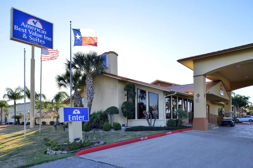 Americas Best Value Inn & Suites Alvin/Houston | 1588 South Loop 35, Alvin, TX 77511, USA | Phone: (281) 331-0335
