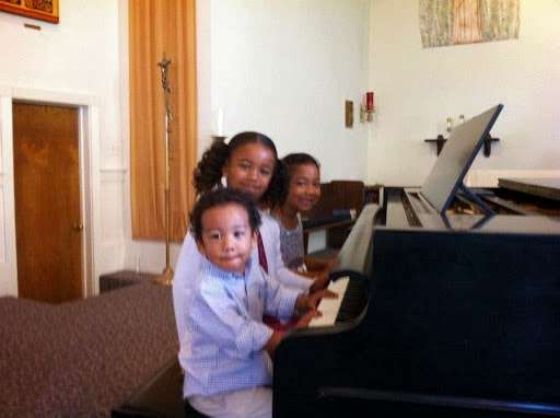 Musical Beginnings Music School | 6607 W 80th St, Los Angeles, CA 90045, USA | Phone: (310) 641-8518