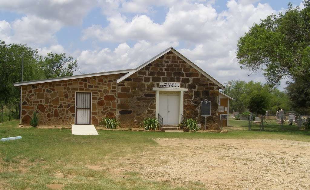 Old Rock Church | 1111 Old Rock Rd, Somerset, TX 78069, USA | Phone: (210) 322-1776