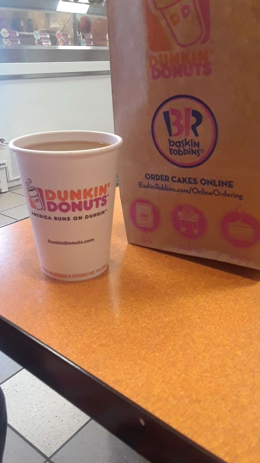 Dunkin Donuts | 25420 Hillside Avenue, Queens, NY 11004, USA | Phone: (718) 470-9245