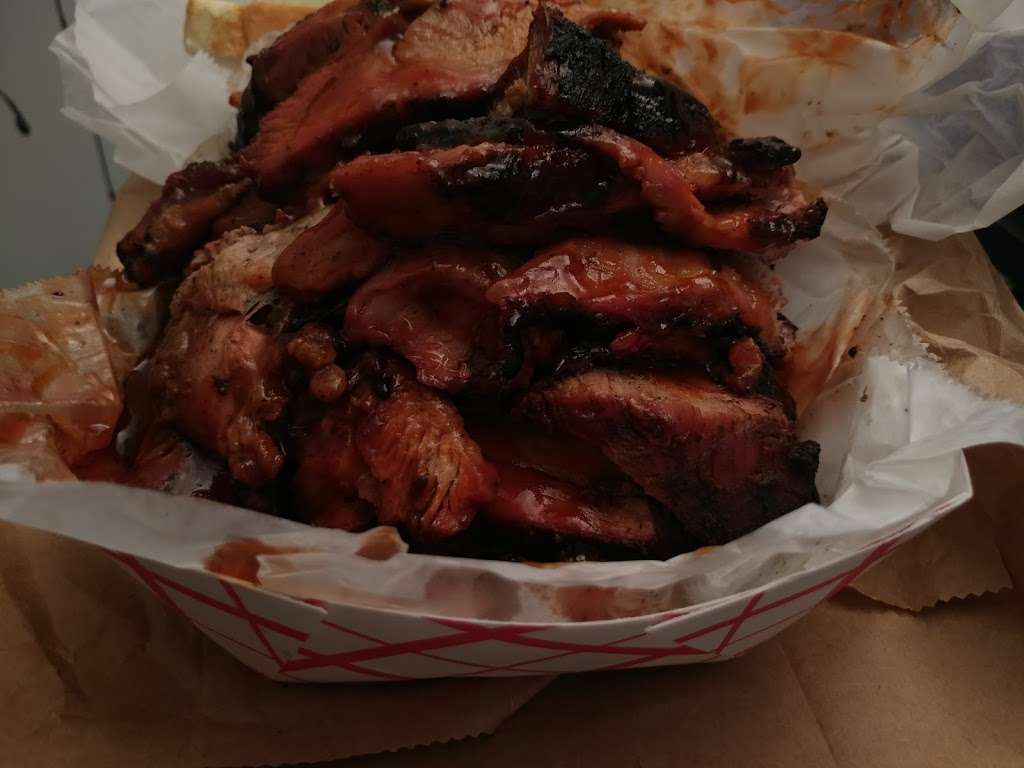 Ribs and Soul BBQ | 4844 183rd St, Country Club Hills, IL 60478, USA | Phone: (708) 799-4755