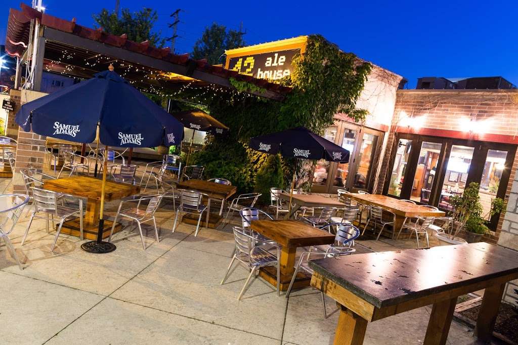 42 Ale House | 3807 S Packard Ave, St Francis, WI 53235, USA | Phone: (414) 249-4952