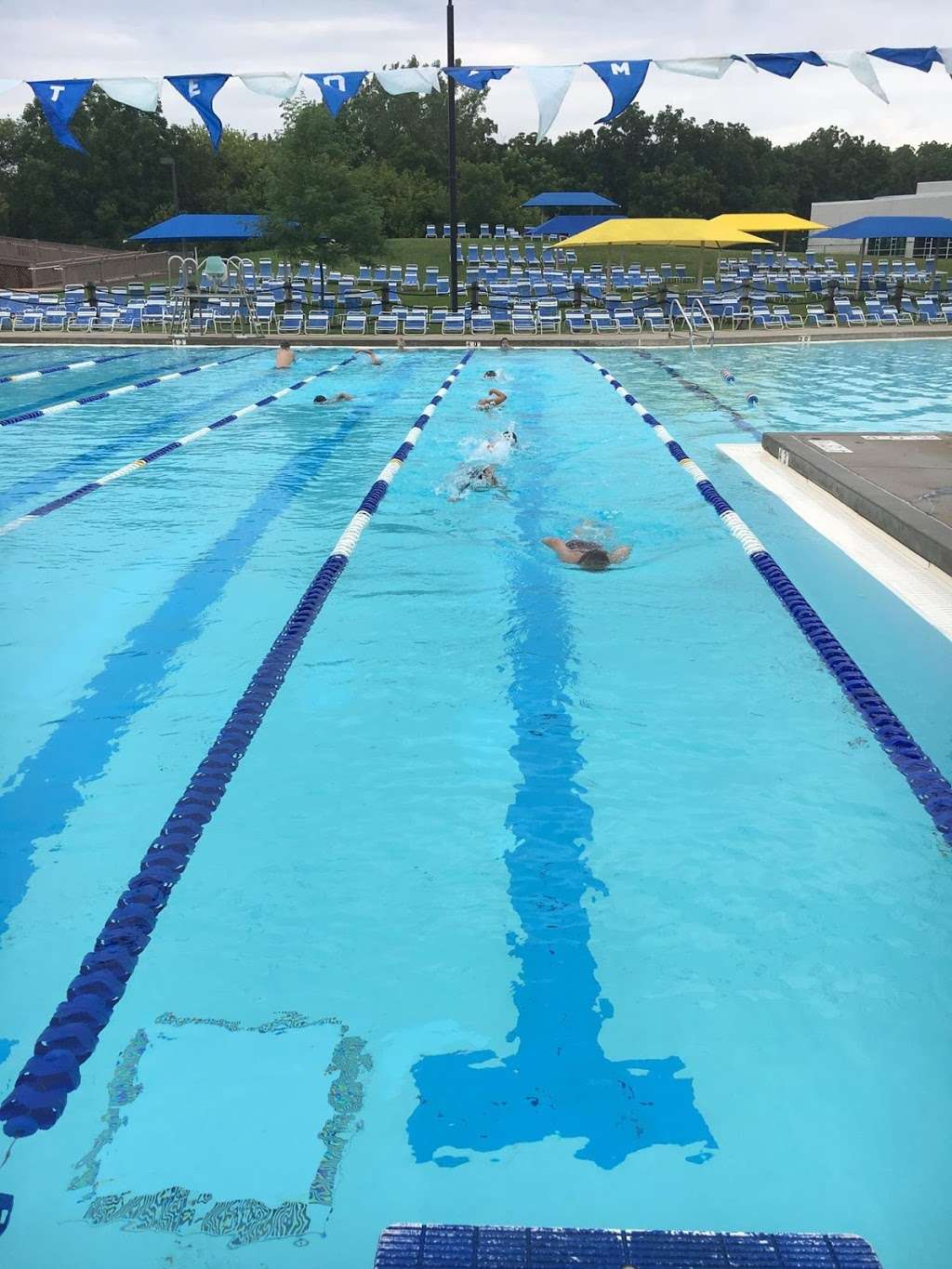 Bartlett Aquatic Center | 620 W Stearns Rd, Bartlett, IL 60103, USA | Phone: (630) 540-4880