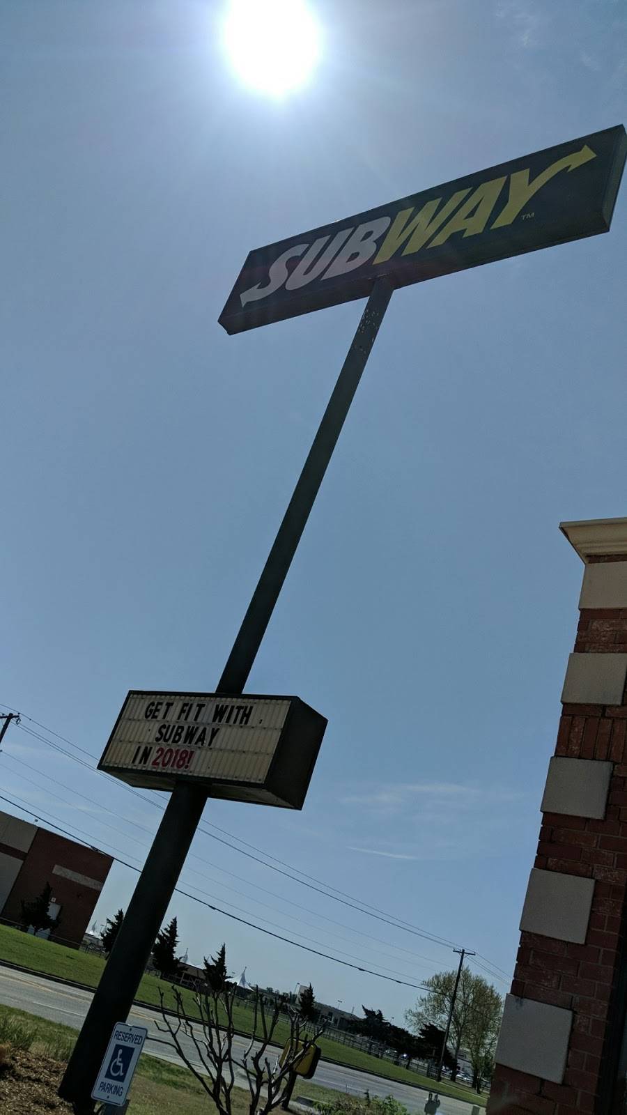 Subway | 23 N Council Rd, Oklahoma City, OK 73127 | Phone: (405) 495-4600