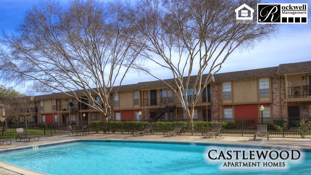 Castlewood Apartments | 7000 Westview Dr, Houston, TX 77055, USA | Phone: (713) 686-3352