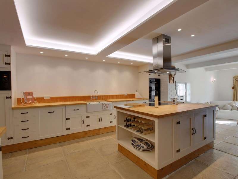 Hadlow Kitchens | High St, Hadlow, Tonbridge TN11 0EF, UK | Phone: 01732 851069