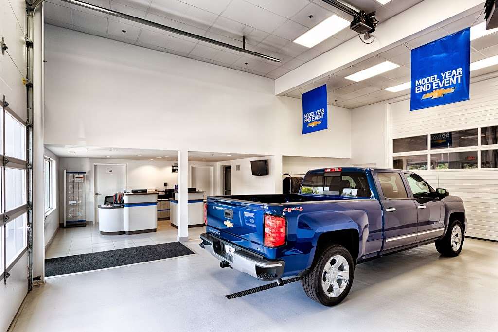 Bob Jass Chevrolet | 300 S Main St, Elburn, IL 60119, USA | Phone: (630) 381-7204