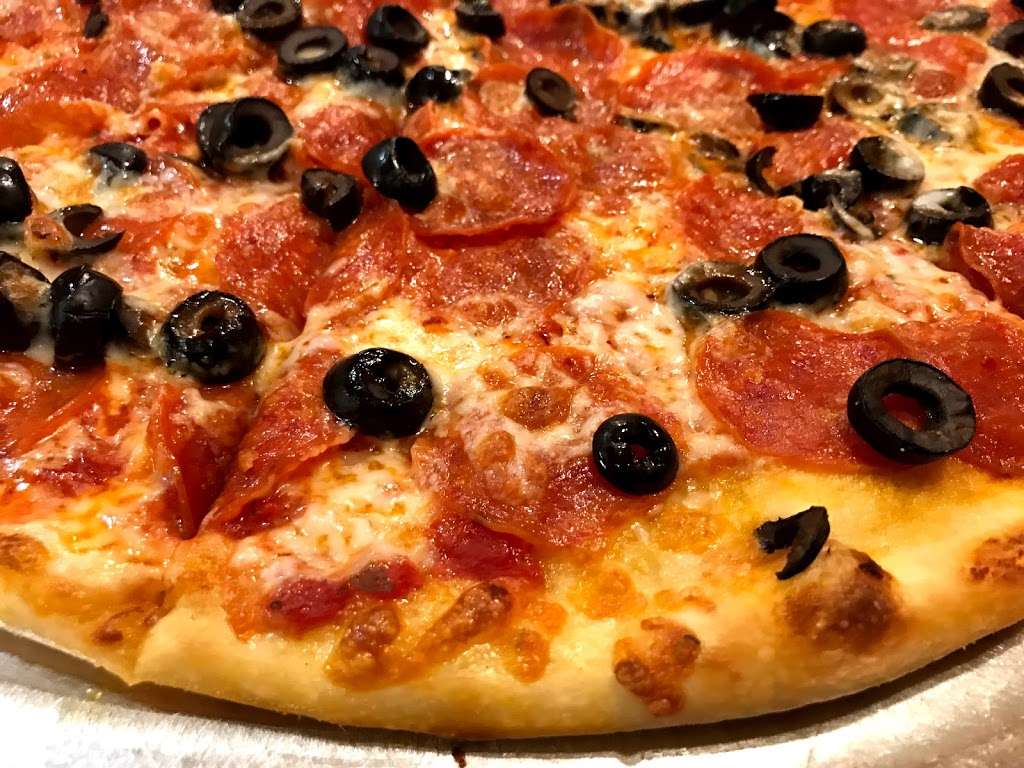 Papa Ginos | 622 George Washington Hwy, Lincoln, RI 02865, USA | Phone: (401) 333-6888