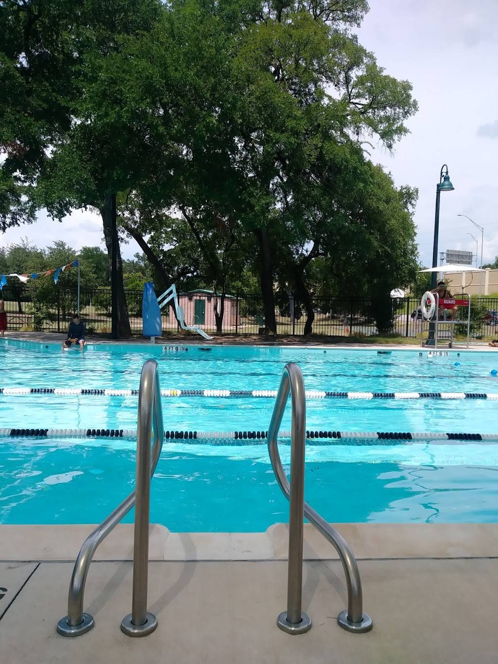 West Enfield Neighborhood Park | 2008 Enfield Rd, Austin, TX 78703, USA | Phone: (512) 477-1566