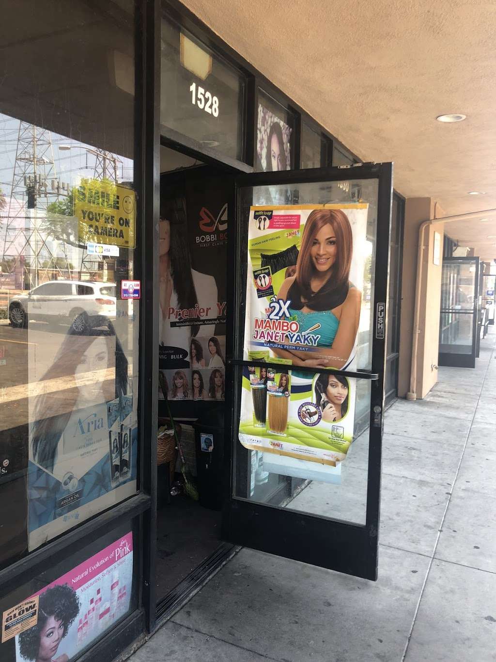 Fridays Beauty Supply | 1528 S Wilmington Ave, Compton, CA 90220, USA | Phone: (310) 638-0578