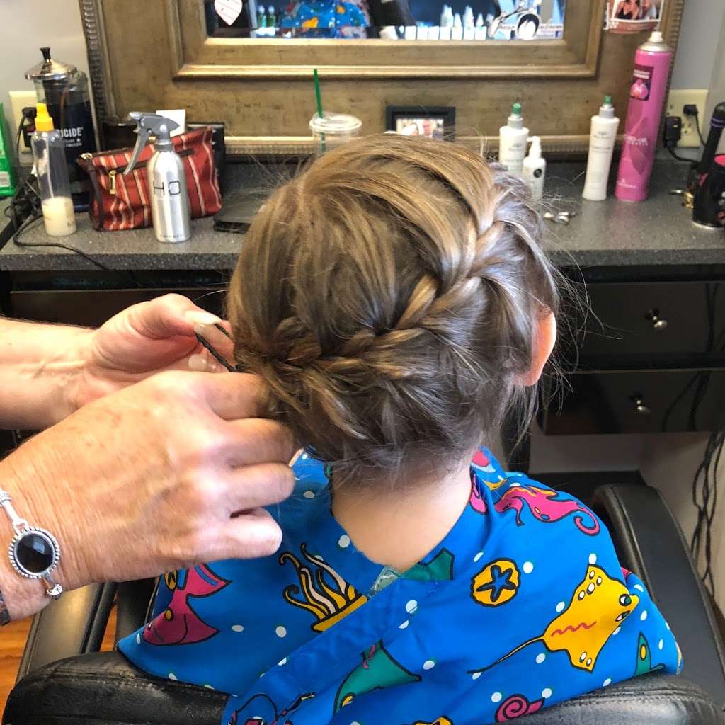 Shear Madness | 222 Great Rd, Littleton, MA 01460 | Phone: (978) 486-9389