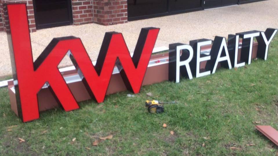 Realtor Jerry Trickie of Keller Williams Coastal Virginia | 1100 Volvo Pkwy #200, Chesapeake, VA 23320, USA | Phone: (757) 932-6978